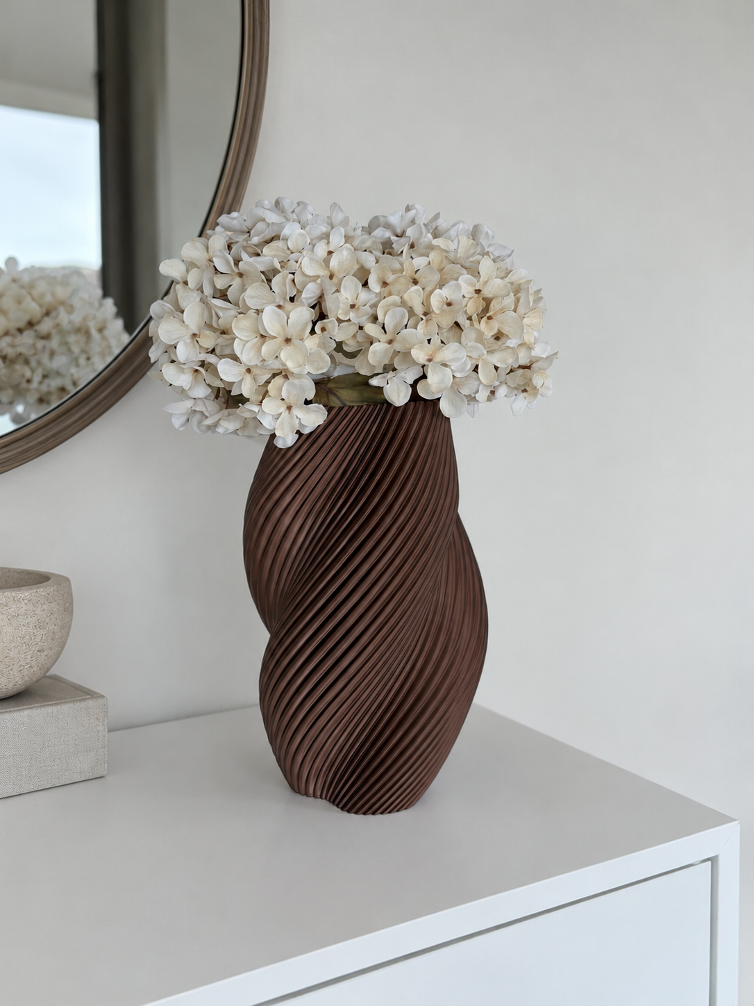 Opal Vase Metallic i brun med blomster
